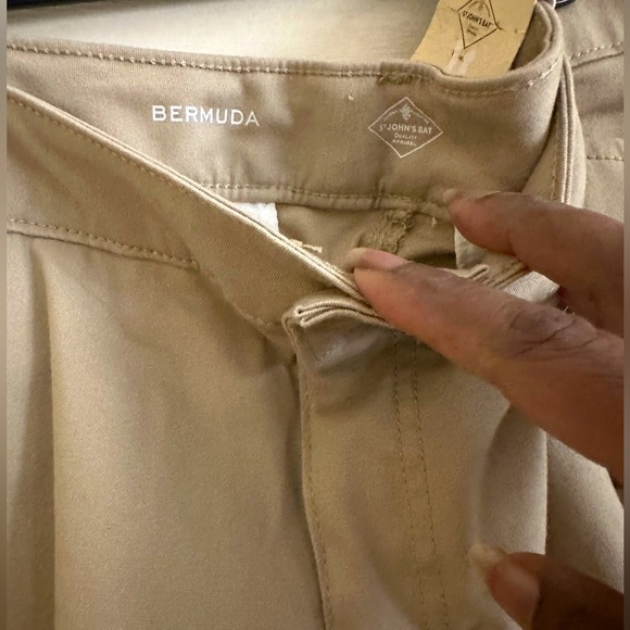 St John’s Bay Khaki Bermuda shorts (NWOT) - Picture 3 of 6